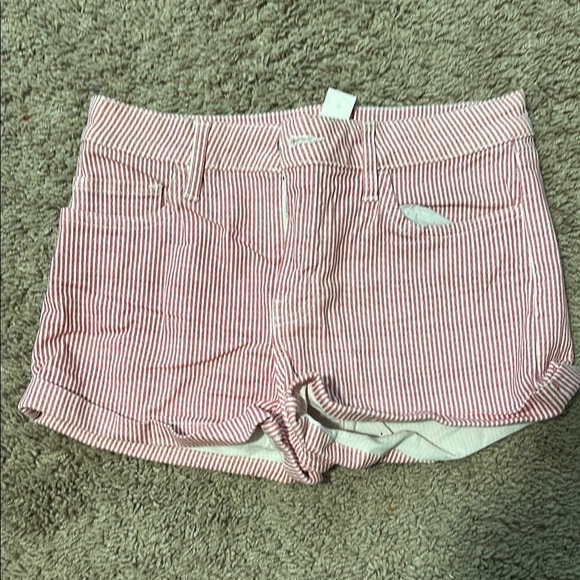 H&M Red and White Jean Shorts with Cuffed Hem - Picture 1 of 3